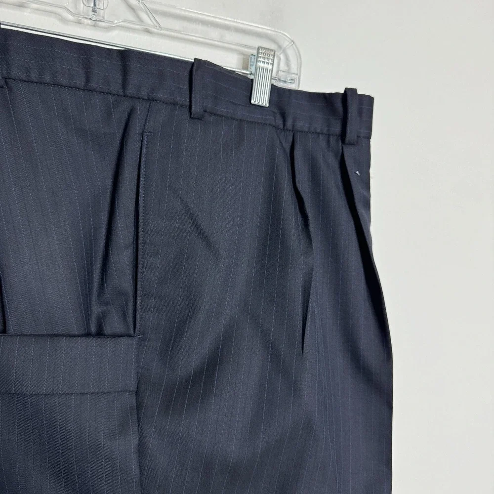 Royal Classic Suit Mens 60S 58W‎ Navy Blue Pinstripe Pleated Cuffed Wool Blend